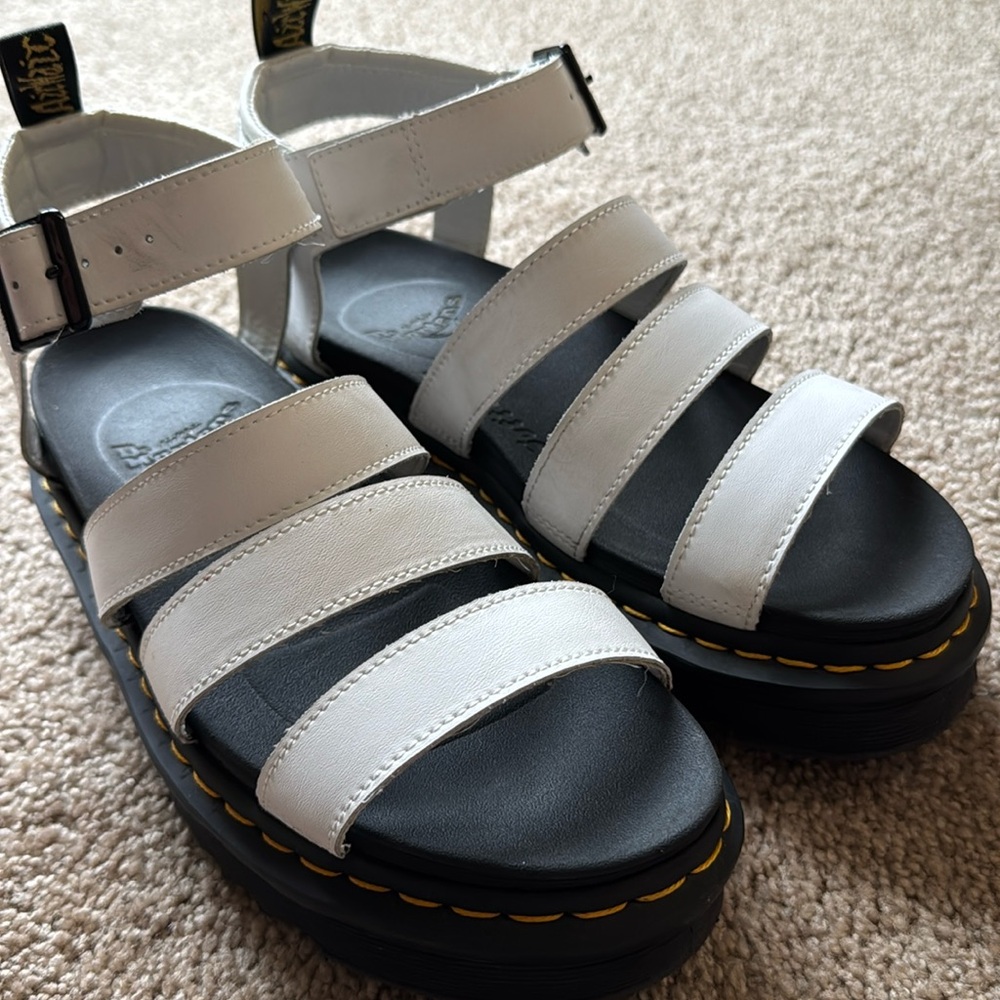 Dr Marten’s BLAIRE HYDRO LEATHER STRAP SANDALS, women’s US size 10